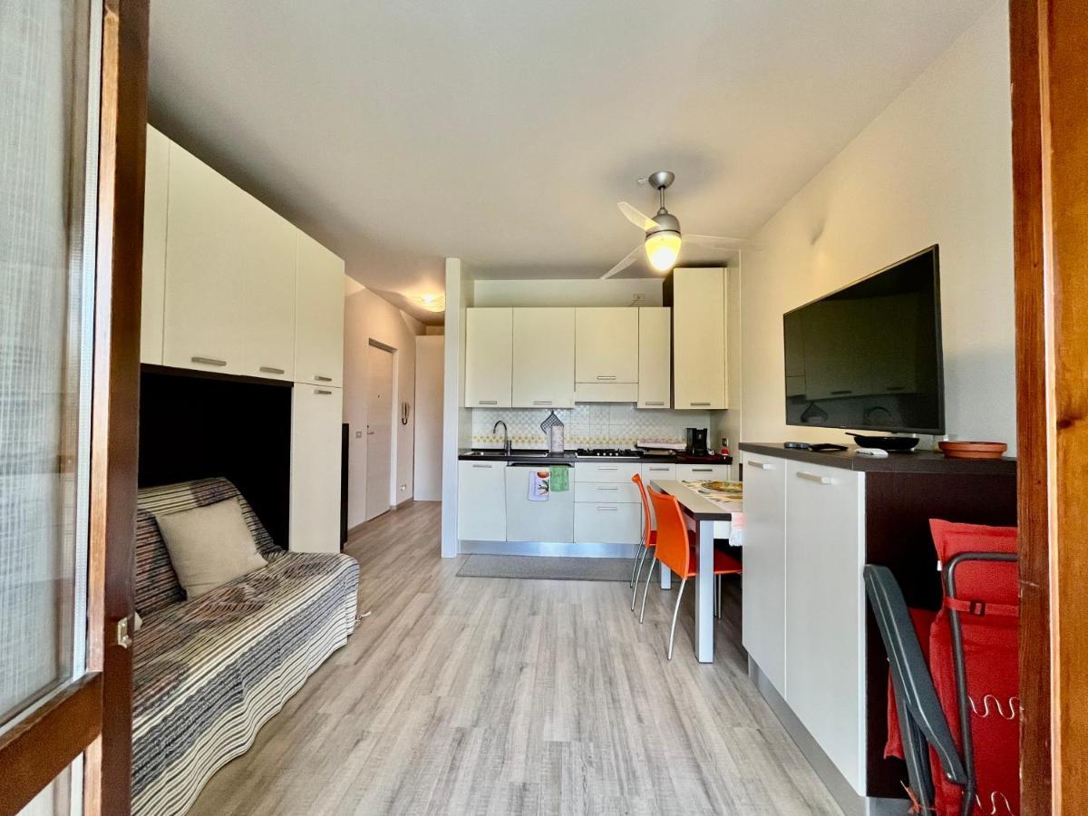 Il Lauro Apartment Lazise Exterior photo
